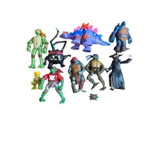 Lot Of 10 Random Ninja Turtles And Villains TMNT Action Figures
